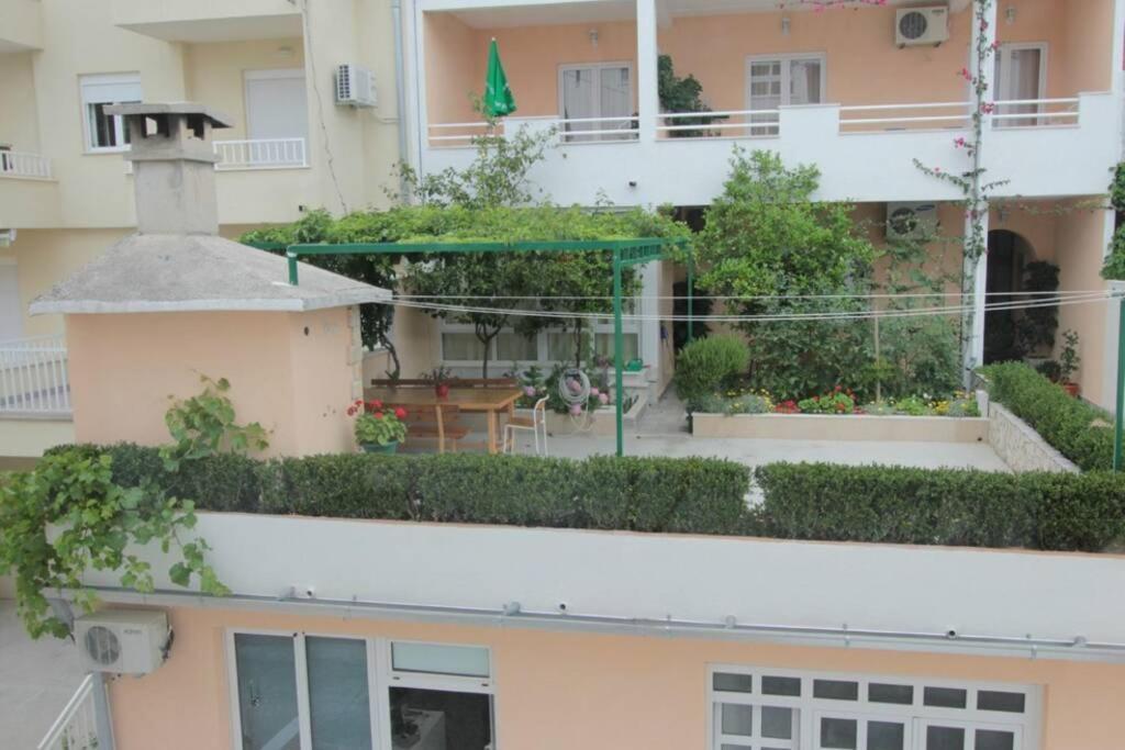 Cosey Studio Apartment For 2 Free Private Parking Makarska Eksteriør bilde