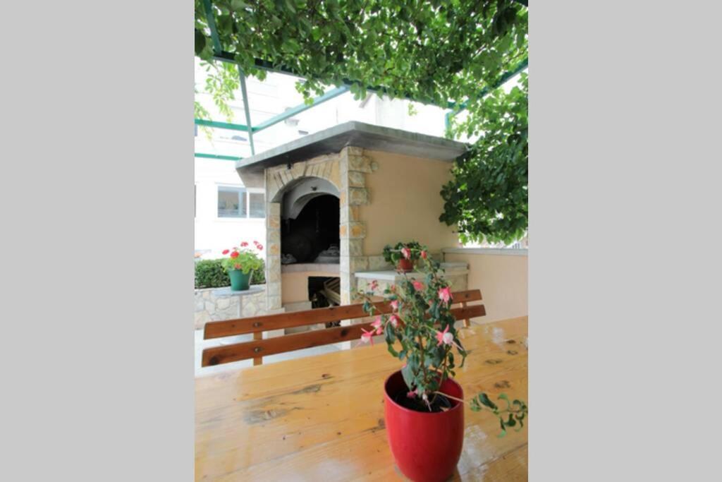 Cosey Studio Apartment For 2 Free Private Parking Makarska Eksteriør bilde